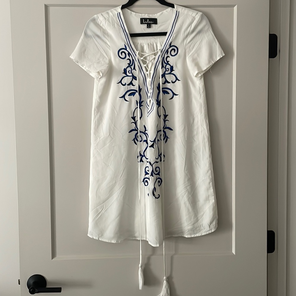Lulus Down in Kokomo Ivory Embroidered Shift Dress, SM